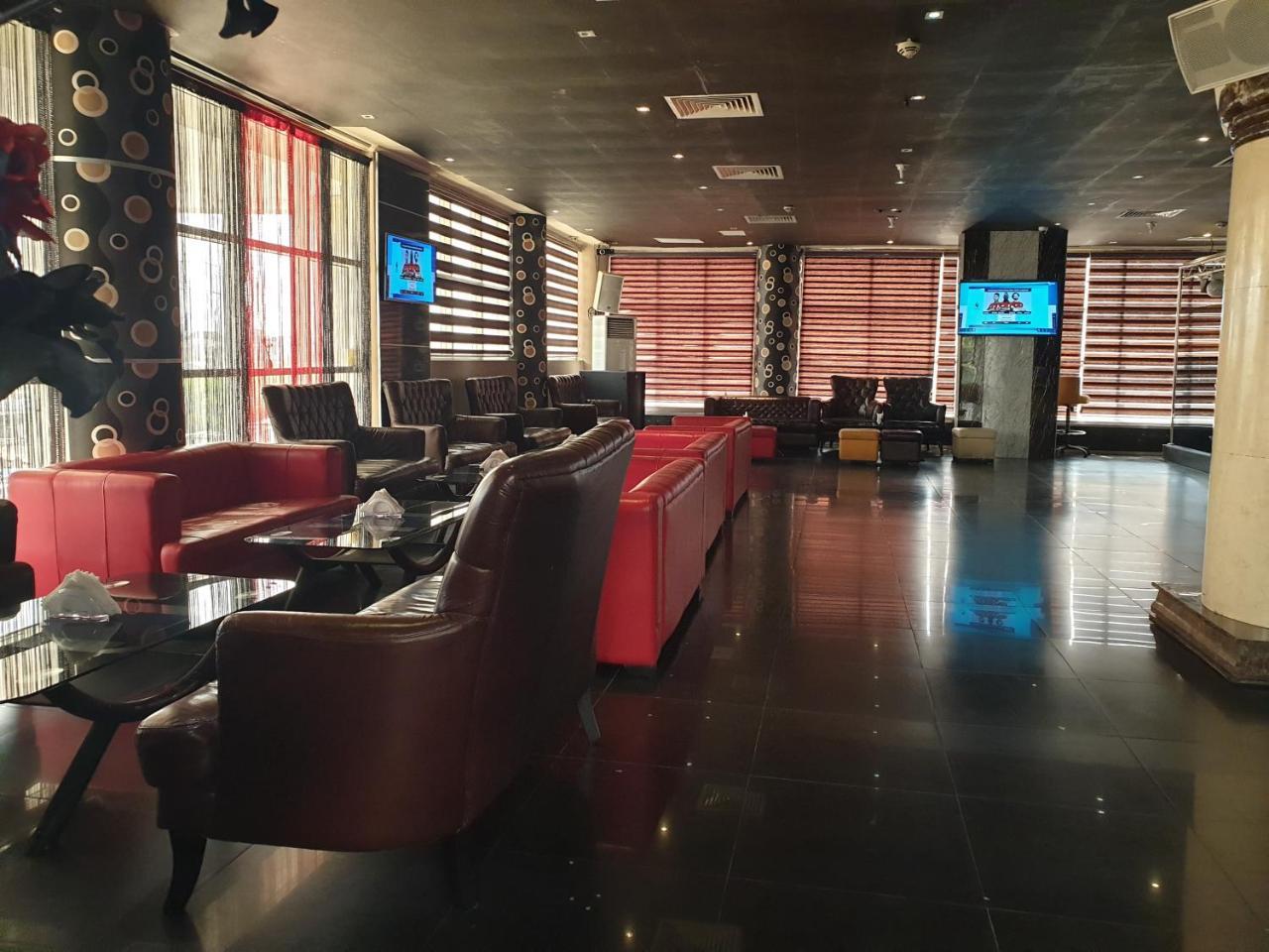 Caesar'S Luxury Hotel Lekki Bagian luar foto